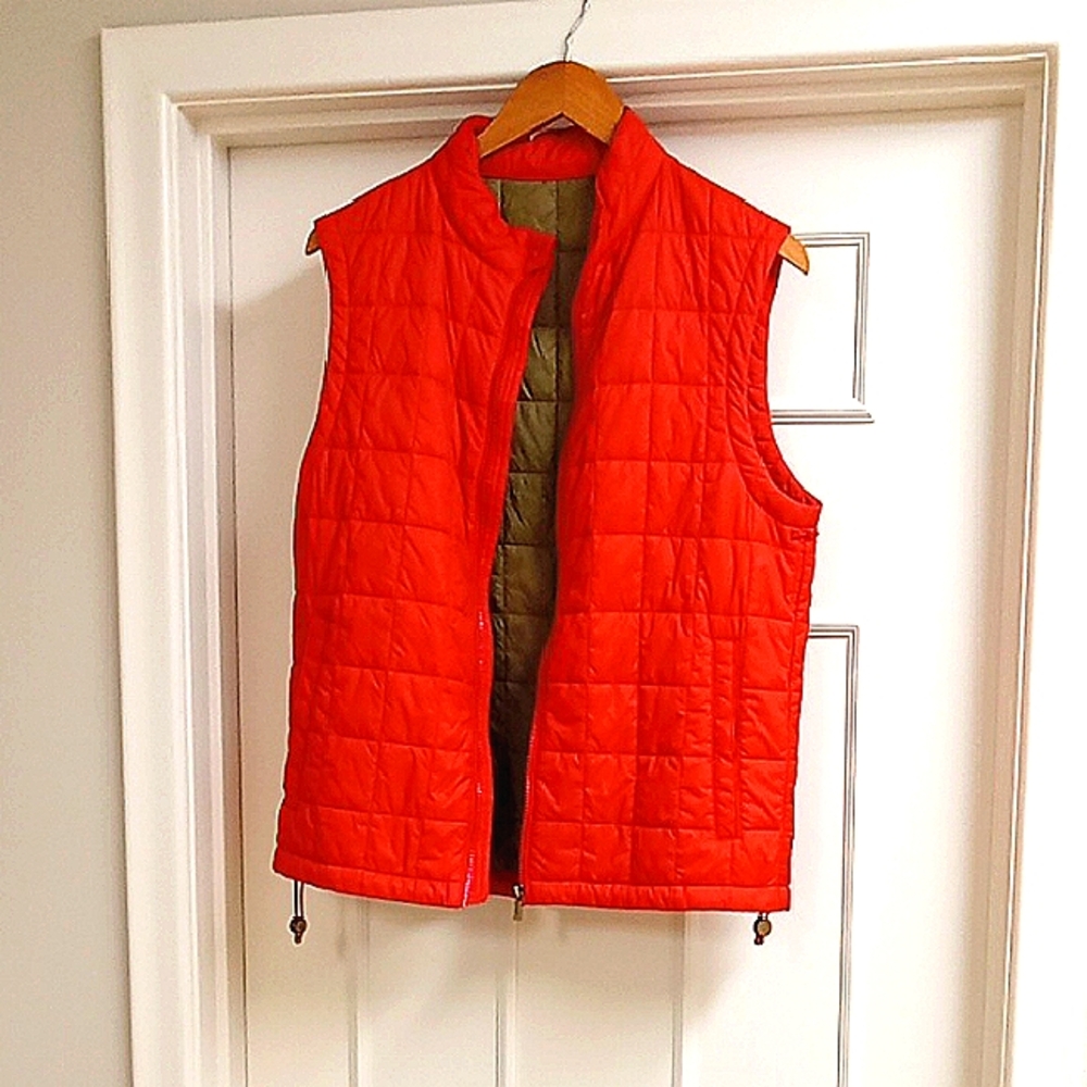 Massimo Dutti Quilted Red Vest